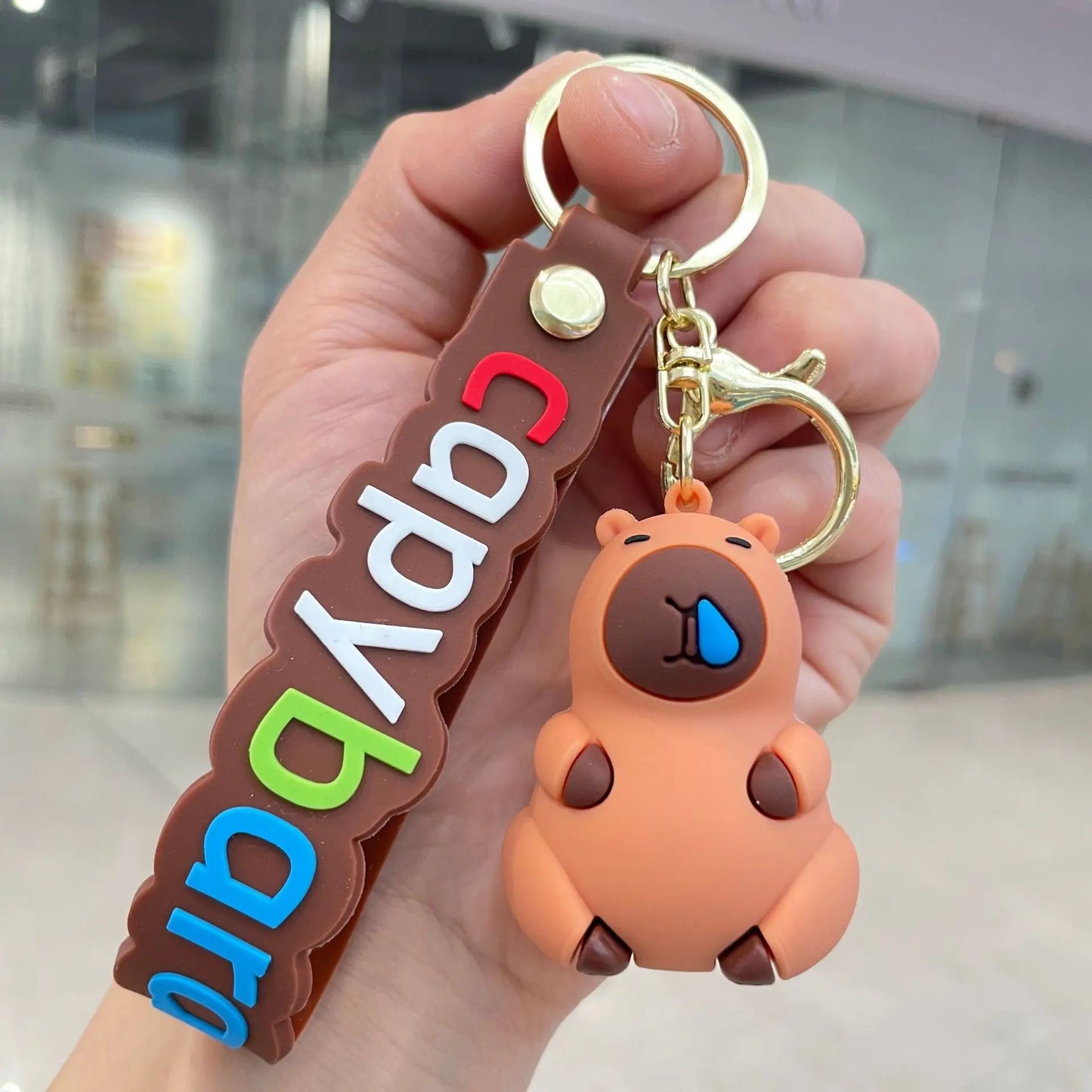 Llavero Capybara con Accesorios - Modelo Kawaii