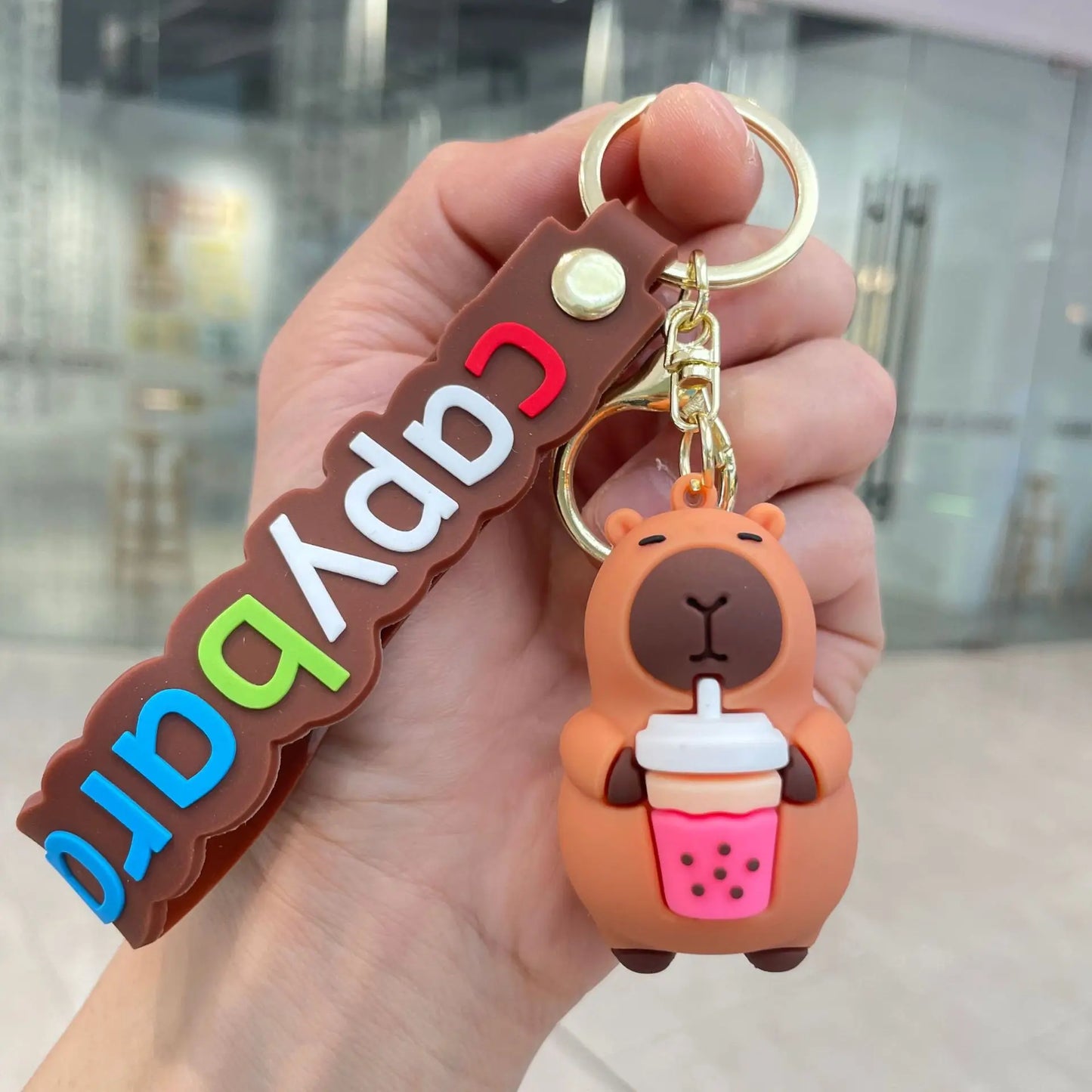 Llavero Capybara con Accesorios - Modelo Kawaii