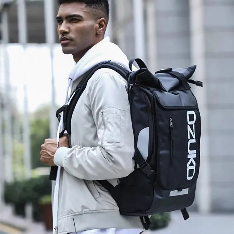 🎒 Mochila Urbana Tech-Pro: Conexión y Protección para el Hombre Moderno