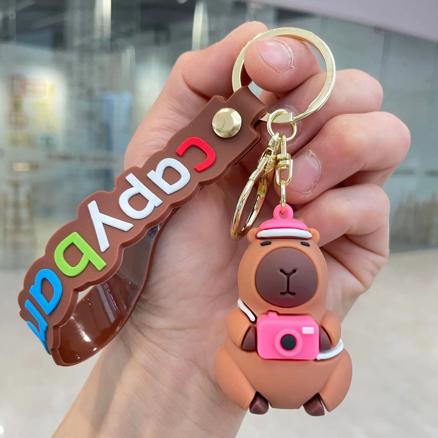 Llavero Capybara con Accesorios - Modelo Kawaii