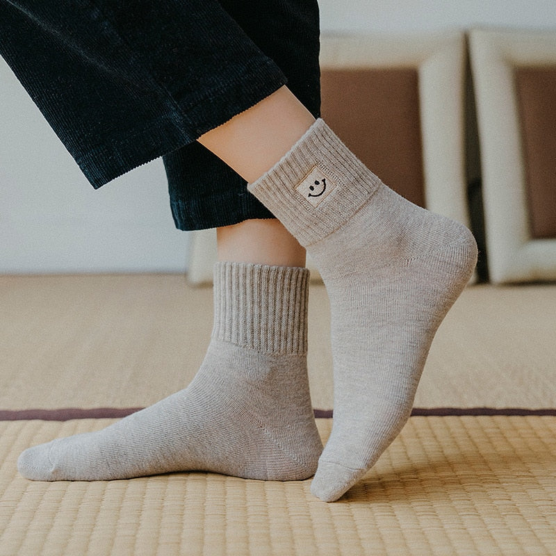 😊 Calcetines de Algodón con Carita Feliz - Pack de 5 en 10 Colores 😊